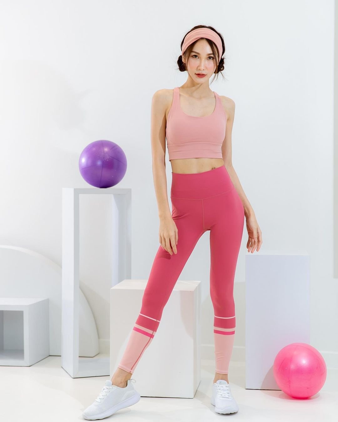 Pink lotus sporty set - Sportswear