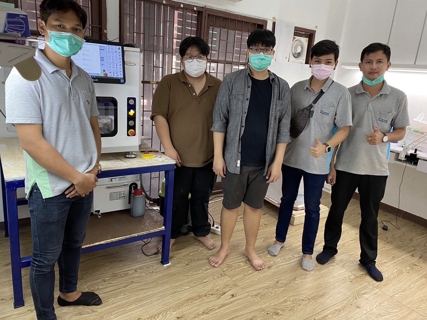 จัดส่งเครื่อง D15 ( YENADENT ) , DS-EX PRO (SHINING3D) , เตาเผา Aidite พร้อมก้อน Zirconia และลงโปรแกรม EXOCADให้กับ บริษัท มอสเดนทอลกรุ๊ป จำกัด จัดส่งเครื่อง D15 ( YENADENT ) , DS-EX PRO (SHINING3D) , เตาเผา Aidite พร้อมก้อน Zirconia และลงโปรแกรม EXOCADให้กับ บริษัท มอสเดนทอลกรุ๊ป จำกัด