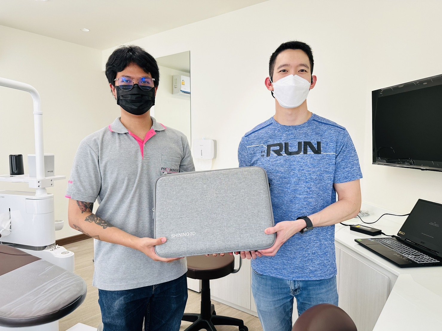 ส่งมอบเครื่อง SHINING 3D Aoralscan 3 ที่คลินิกทันตกรรม MYMOLAR จ.นครราชสีมา ส่งมอบเครื่อง SHINING 3D Aoralscan 3 ที่คลินิกทันตกรรม MYMOLAR จ.นครราชสีมา