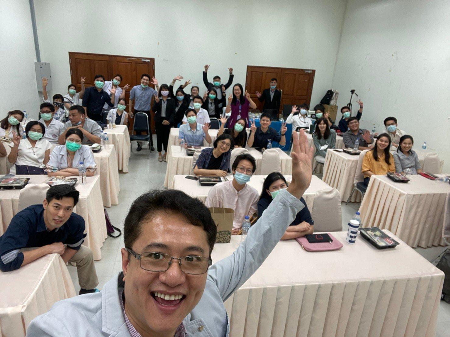 จัดงานบรรยายในหัวข้อ “Lecture BEGO Implant system” ณ ห้องประชุมย่อย ชั้น 5 อาคารเฉลิมพระเกียรติ 6 รอบ พระชนมพรรษา คณะทันตแพทย์ศาสตร์ มหาวิทยาลัยขอนแก่น โดย ทันตแพทย์ สุวิทย์ ลิมป์ปัทมปาณี จัดงานบรรยายในหัวข้อ “Lecture BEGO Implant system” ณ ห้องประชุมย่อย ชั้น 5 อาคารเฉลิมพระเกียรติ 6 รอบ พระชนมพรรษา คณะทันตแพทย์ศาสตร์ มหาวิทยาลัยขอนแก่น โดย ทันตแพทย์ สุวิทย์ ลิมป์ปัทมปาณี