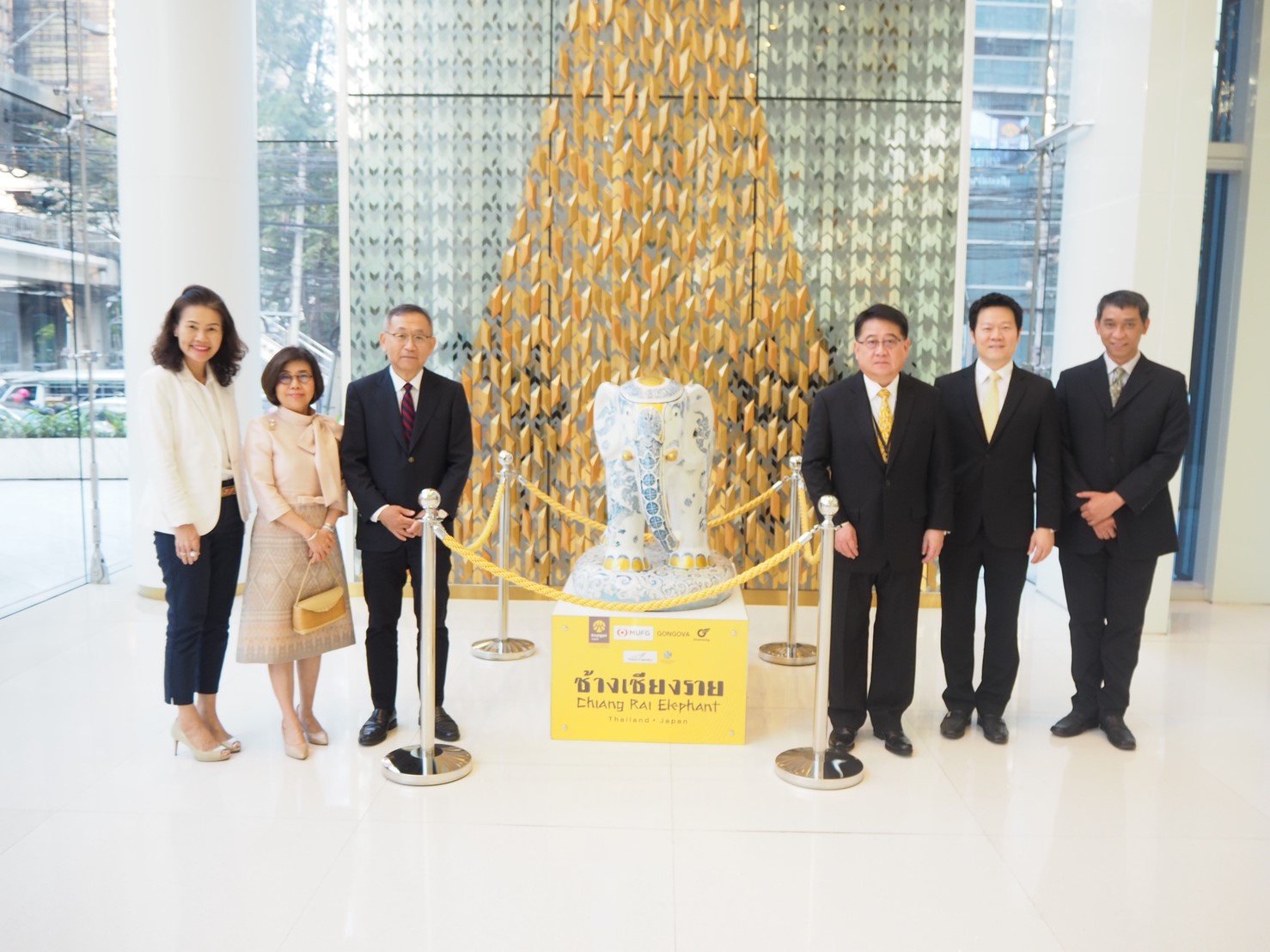 Deliver “Chiang Rai Art Elephant” to Krungsri Bank Head Office - Ploenchit Tower Deliver “Chiang Rai Art Elephant” to Krungsri Bank Head Office - Ploenchit Tower