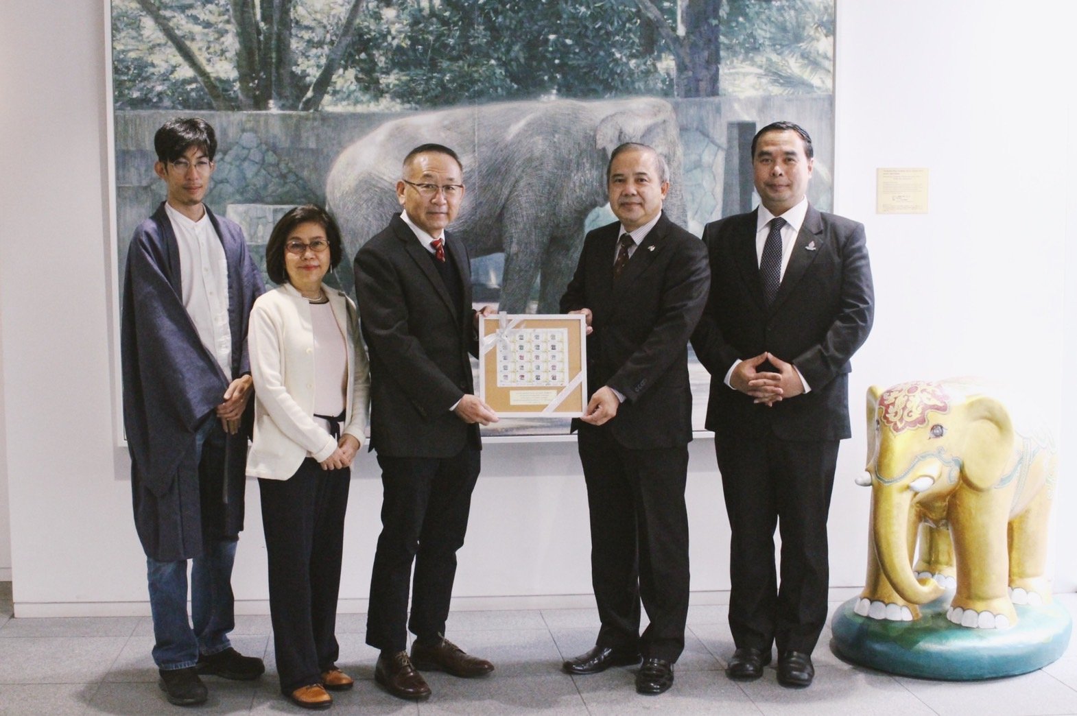 Deliver “Chiang Rai Art Elephant” to the Thai Embassy in Tokyo, Japan
