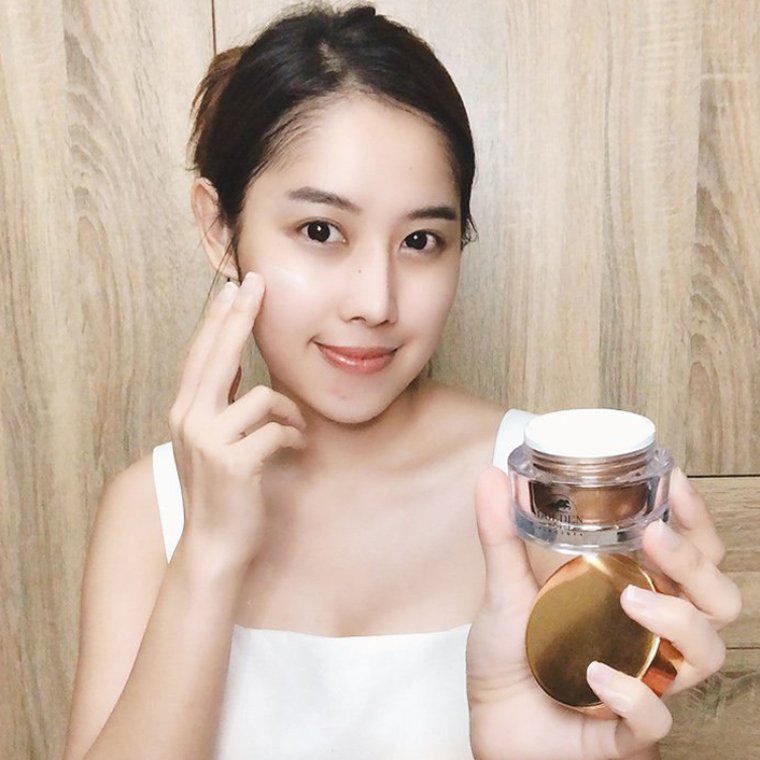 Golden Horse Placenta Cream