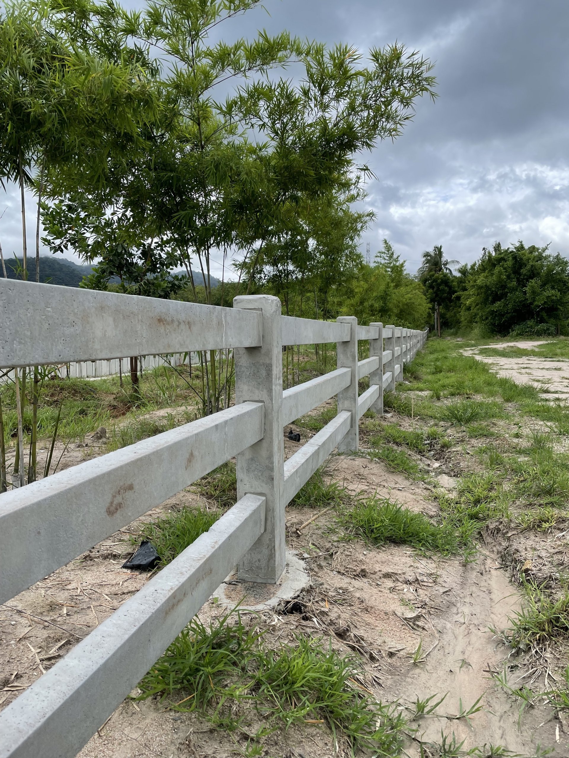 รั้วคอกม้า (Cowboy Fence) - ccp