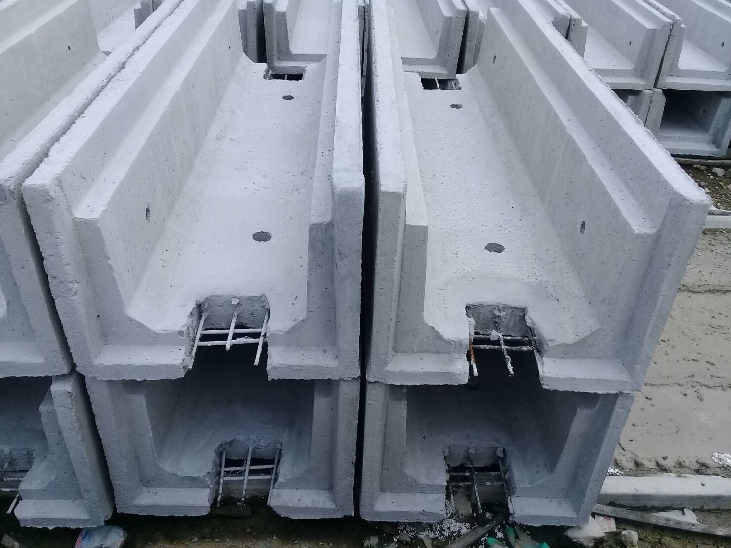 รางสายไฟฟ้าคอนกรีต (Electric Cable Gutter) - ccp