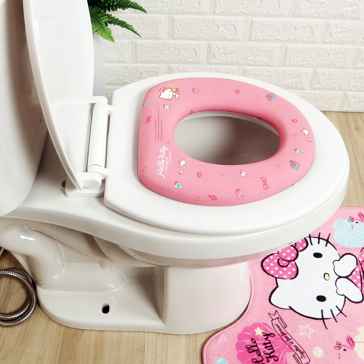 HELLO KITTY BABY SOFT POTTY SEAT wspbath