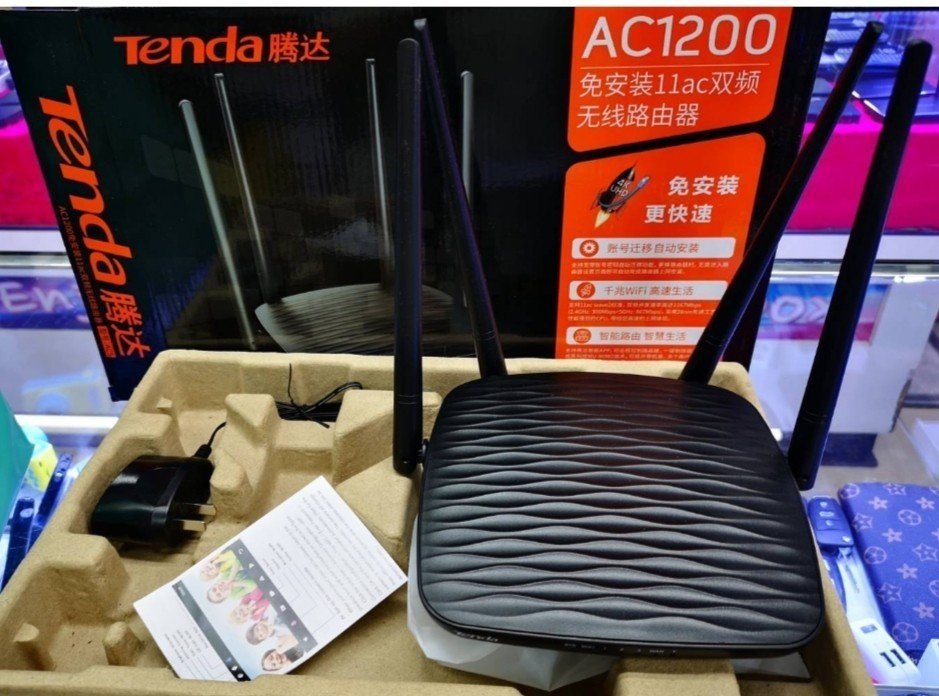 กล้องวงจรปิด Router Wifi ดูออนไลน์ผ่านแอพ LOOKCAM บนมือถือได้ทั่วโลก  ปรับความละเอียดภาพ FHD 4K