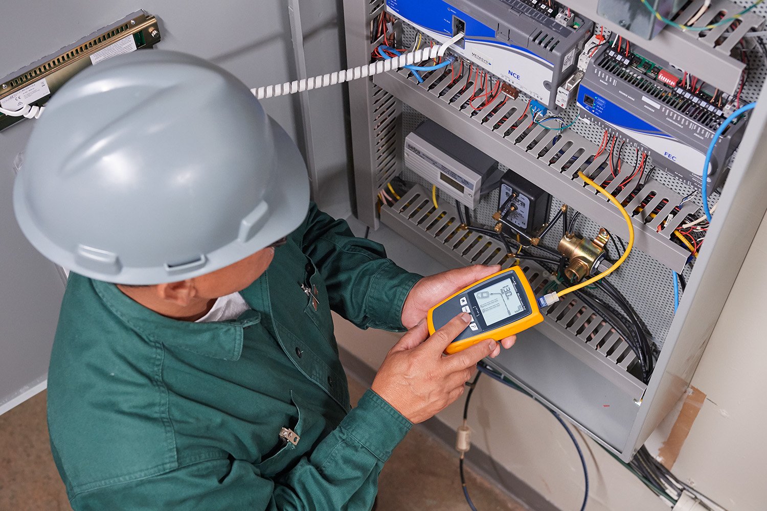 MicroScanner POE Cable Verifier - flukenetworks