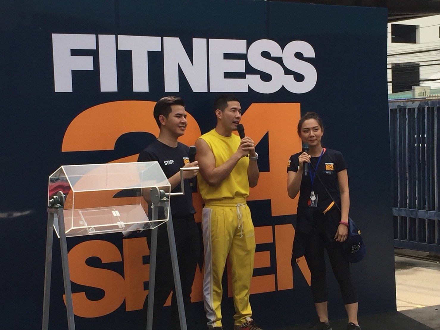 งานfitness 24 seven ถนนพระราม 9