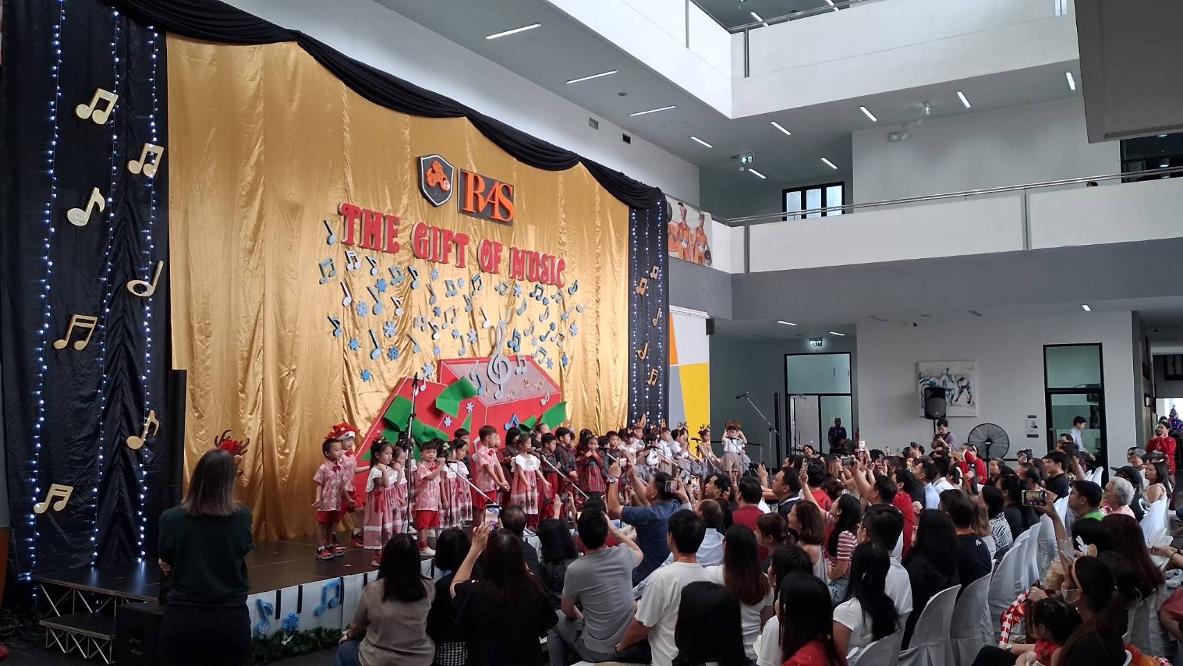 งานกิจกรรมการแสดง โรงเรียนนานาชาติราฟเฟิล บางนา วันที่ 11-12 ธันวาคม 68