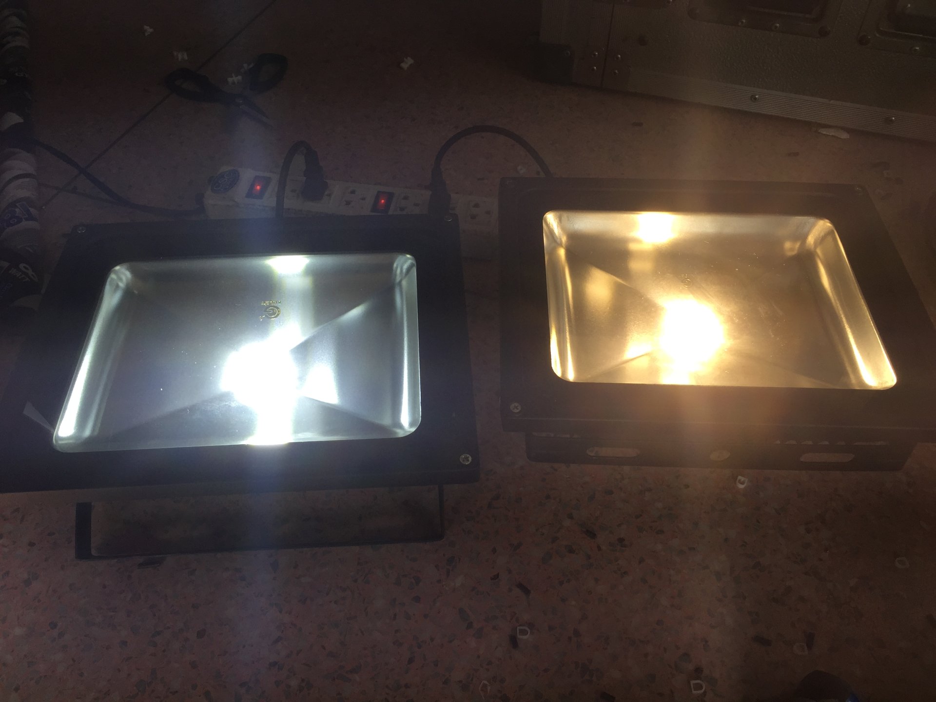 ไฟ Spotlight 50w Daylight / Warmlight  ไฟ Spotlight 50w Daylight / Warmlight