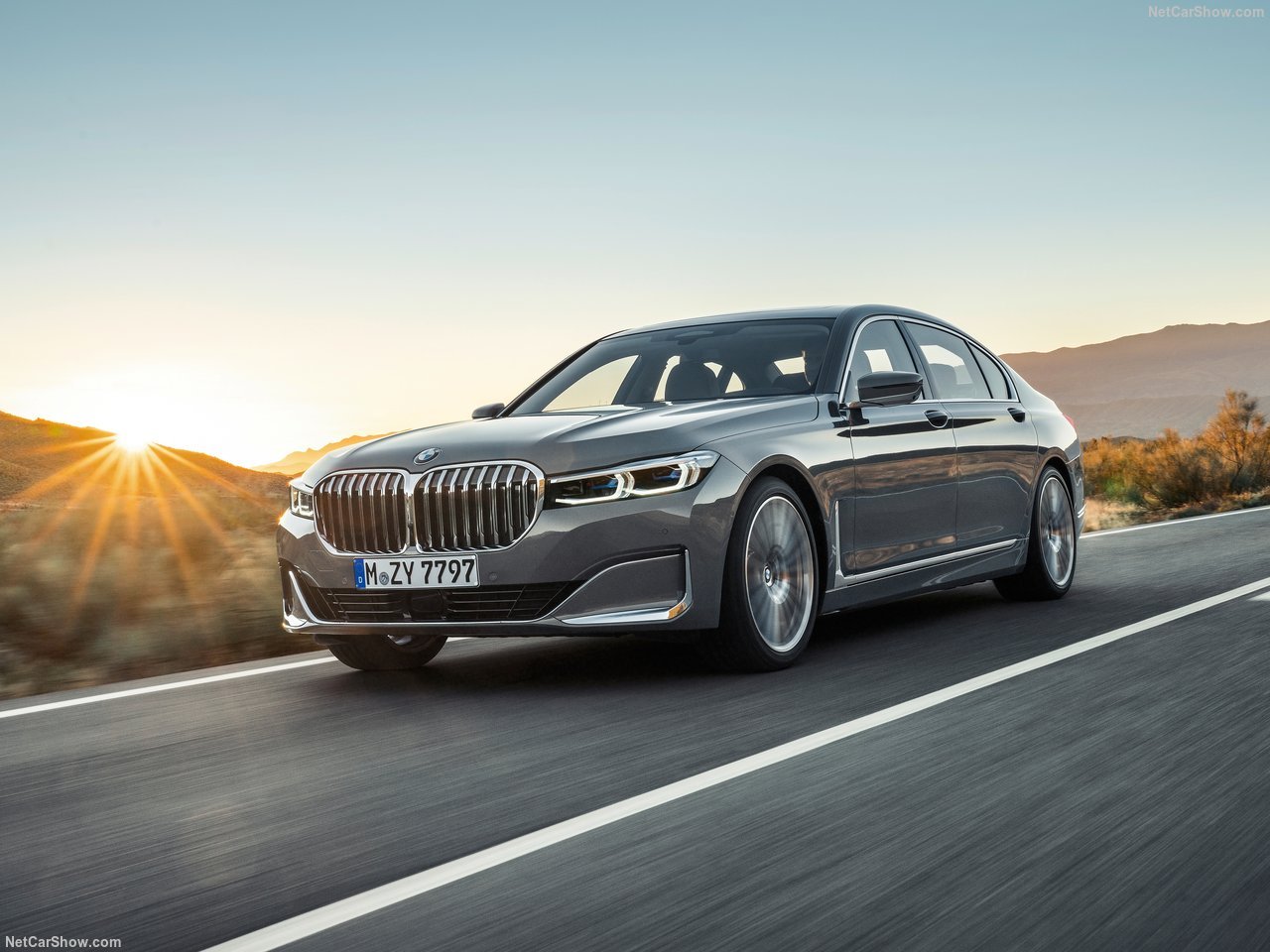 BMW เปิดผ้าคลุมซีรี่ส์ 7 โฉม LCI ลุยตลาดลักชัวรี่ซาลูน