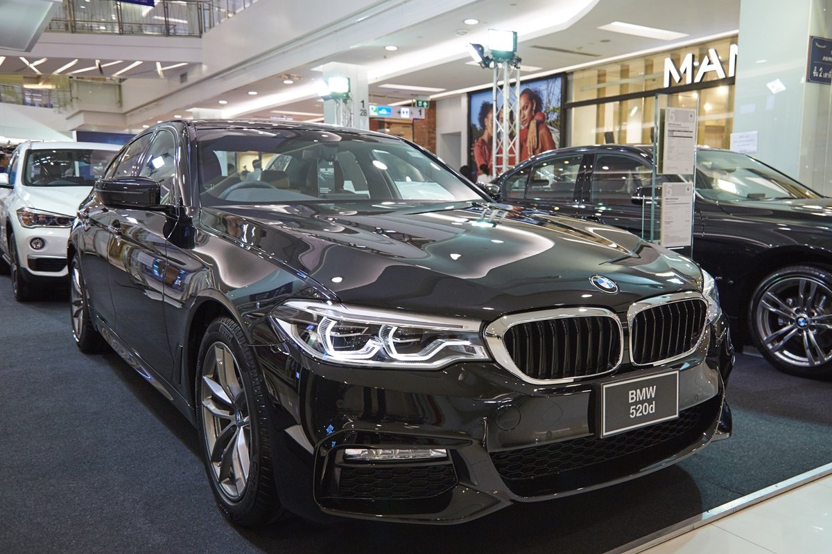 เพอร์ฟอร์แมนซ์ มอเตอร์ส  แรงไม่หยุดกับข้อเสนอเดียวกับ BMW Xpo 2018 ที่งาน แฟชั่นไอส์แลนด์ มอเตอร์ โชว์ 2018