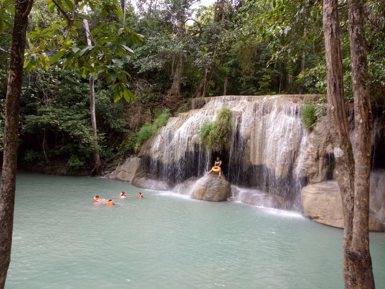 Erawan Wasserfall Kanchanaburi