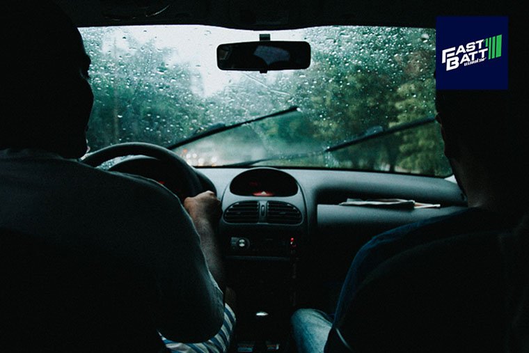 ขับขี่ปลอดภัยในหน้าฝน -เปลี่ยนแบตนอกสถานที่ 