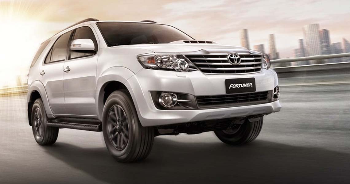 เปลี่ยนแบตเตอรี่ Toyota Fortuner, All New Fortuner แบตหมด ราคาถูก ติดตั้ง ฟรี!