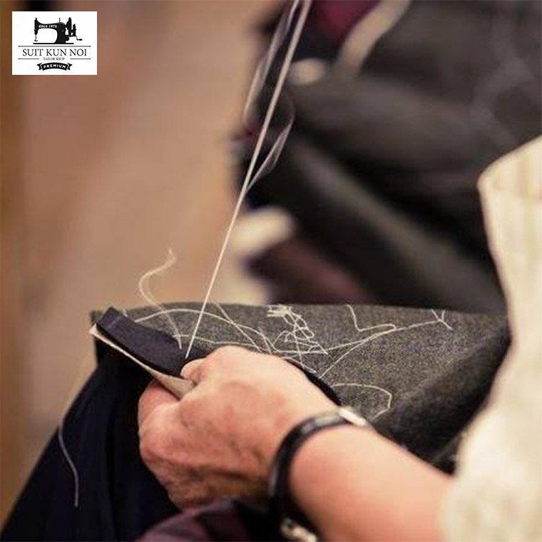 การตัดชุดสูทยูนิฟอร์ม มีความสำคัญและจำเป็นอย่างมาก        การตัดชุดสูทยูนิฟอร์ม มีความสำคัญและจำเป็นอย่างมาก