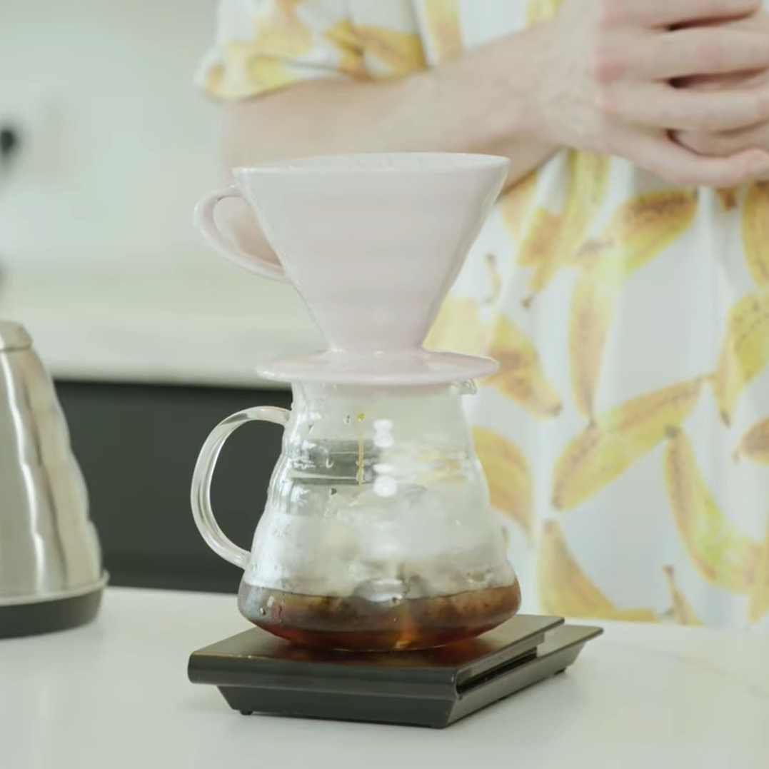 วิธีทำกาแฟดริปเย็น โดย Matt Winton วิธีทำกาแฟดริปเย็น โดย Matt Winton