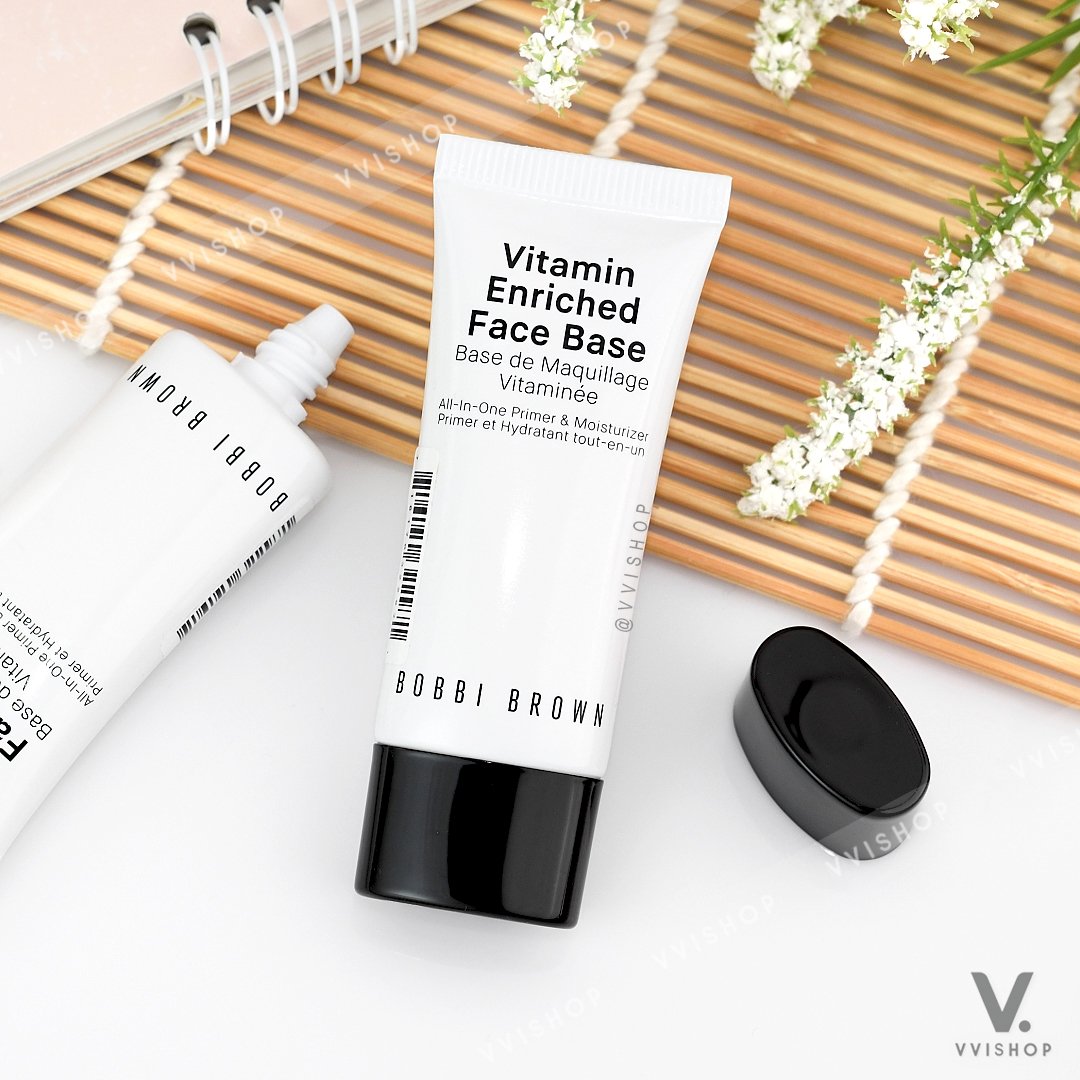 Bobbi Brown Vitamin Enriched Face Base