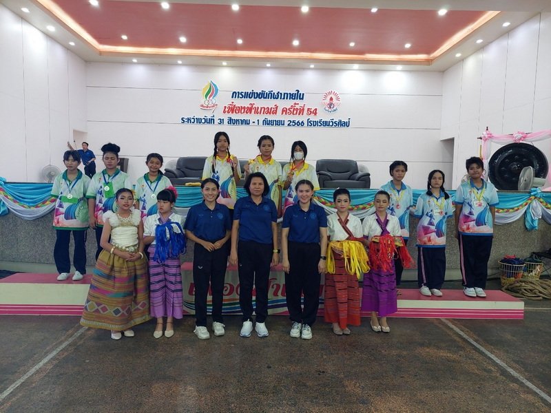 ขบวนพาเหรด และพิธีเปิดงานกีฬาสี เฟื่องฟ้าเกมส์ ครั้งที่ 54 1