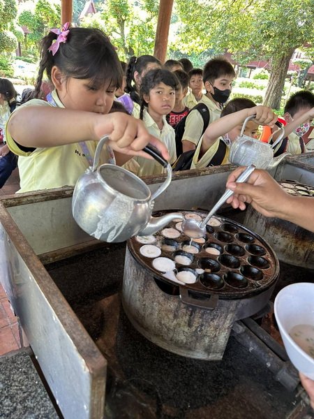 ทัศนศึกษาชั้นประถมศึกษาปีที่ 2 ณ หมู่บ้านอนุรักษ์ควายไทย จ.สุพรรณบุรี