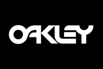 แบรนด์ OAKLEY