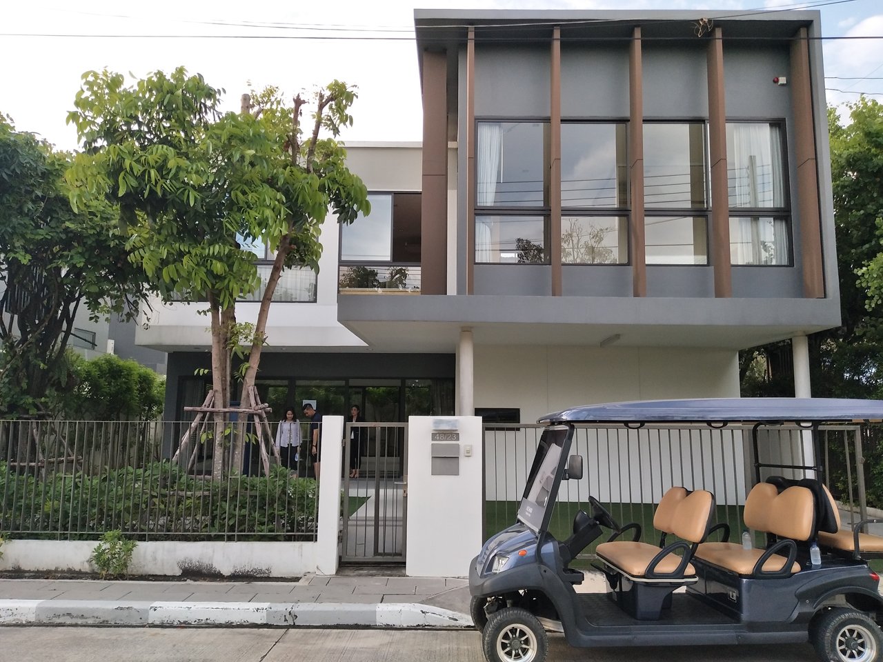 ตรวจฮวงจุ้ยบ้านเพื่อคัดเลือกก่อนตัดสินใจซื้อ ตรวจฮวงจุ้ยบ้านเพื่อคัดเลือกก่อนตัดสินใจซื้อ