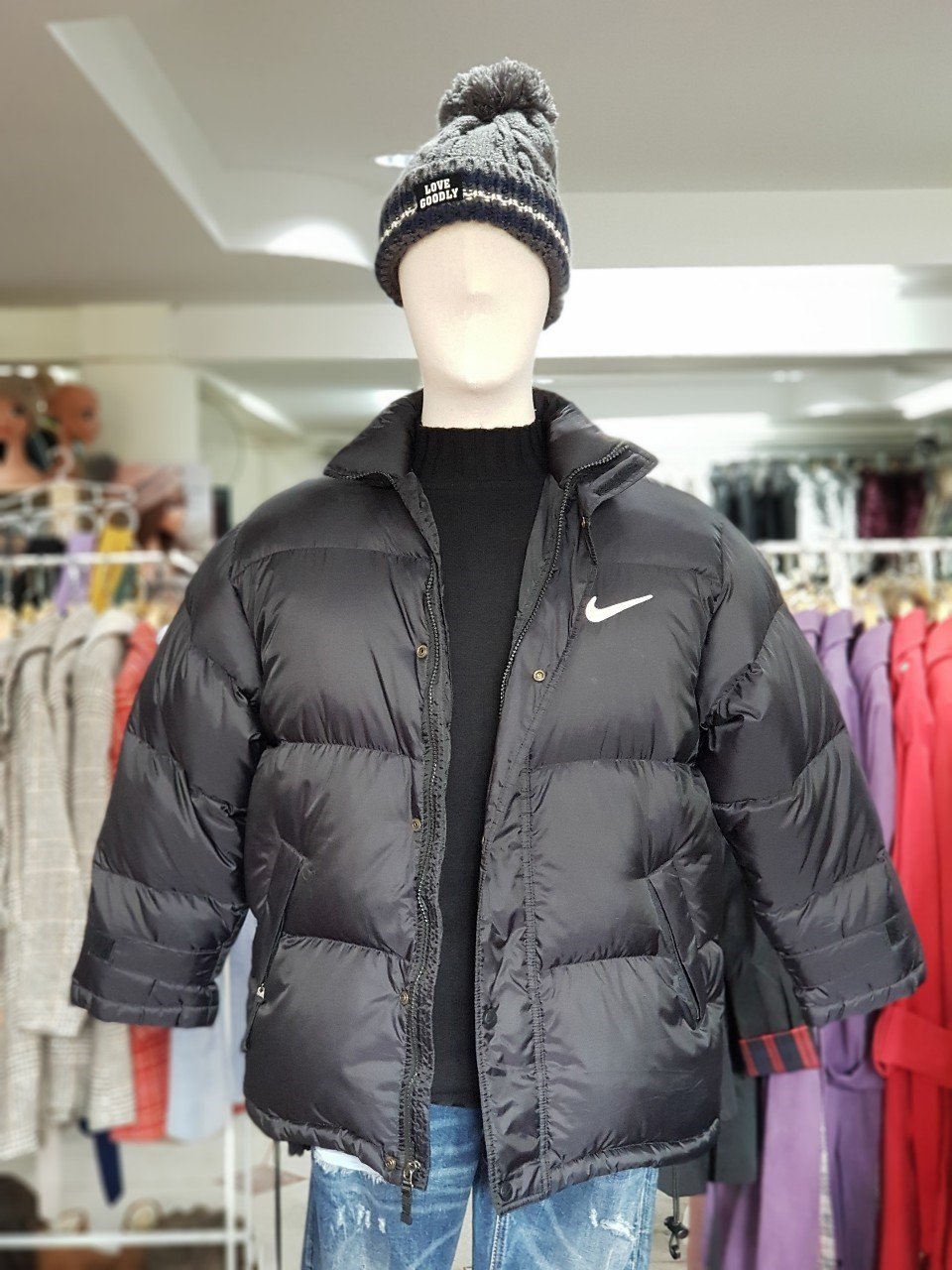 เช่าเสื้อกันหนาว รุ่น   Nike Sown Jacket  902MDS105NKBKM1