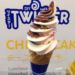 Twister Premium Gelato Siam Square One