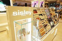 Anti Aging Facial Treatment with Sisley Paris