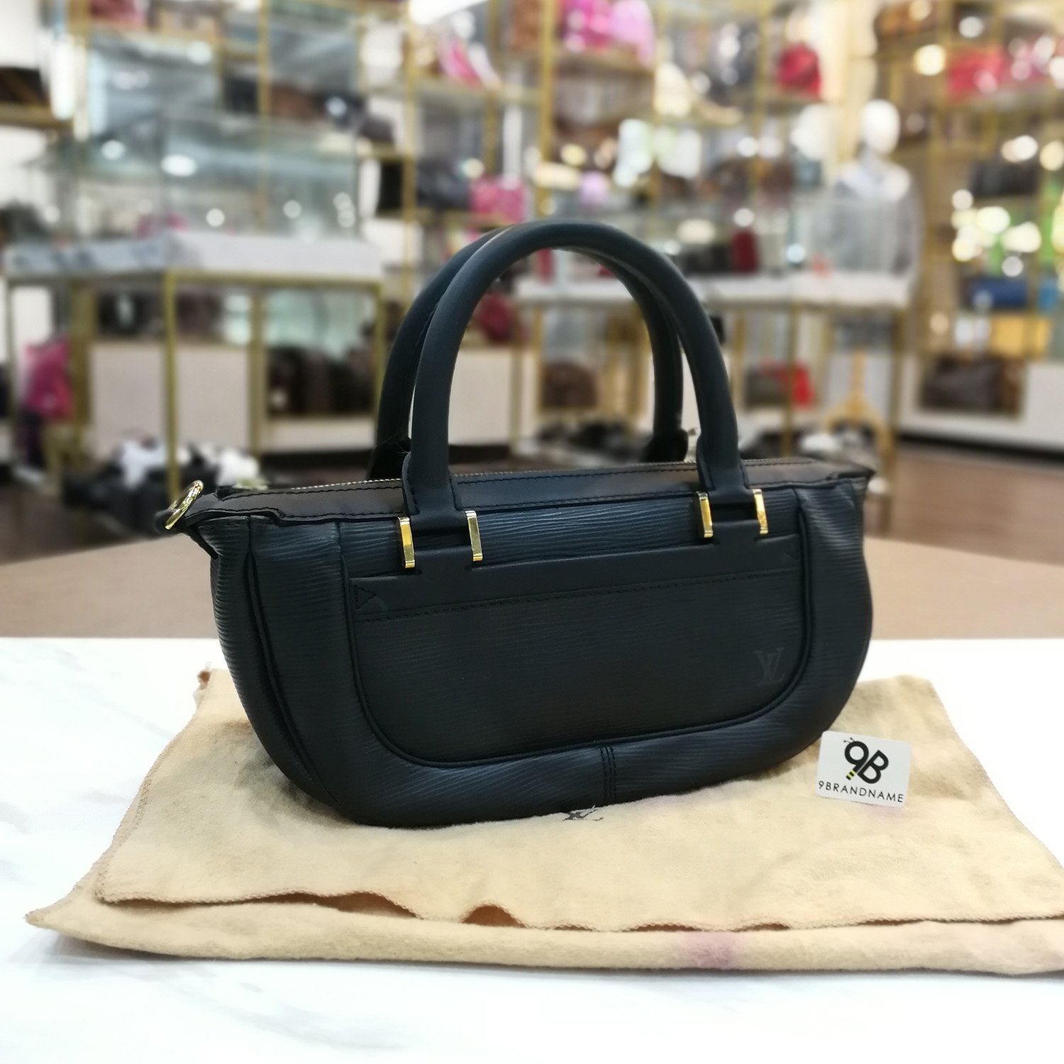 Louis Vuitton Black Epi Leather Mandarin Dhanura GM Yoga Bag with, Lot  #56336