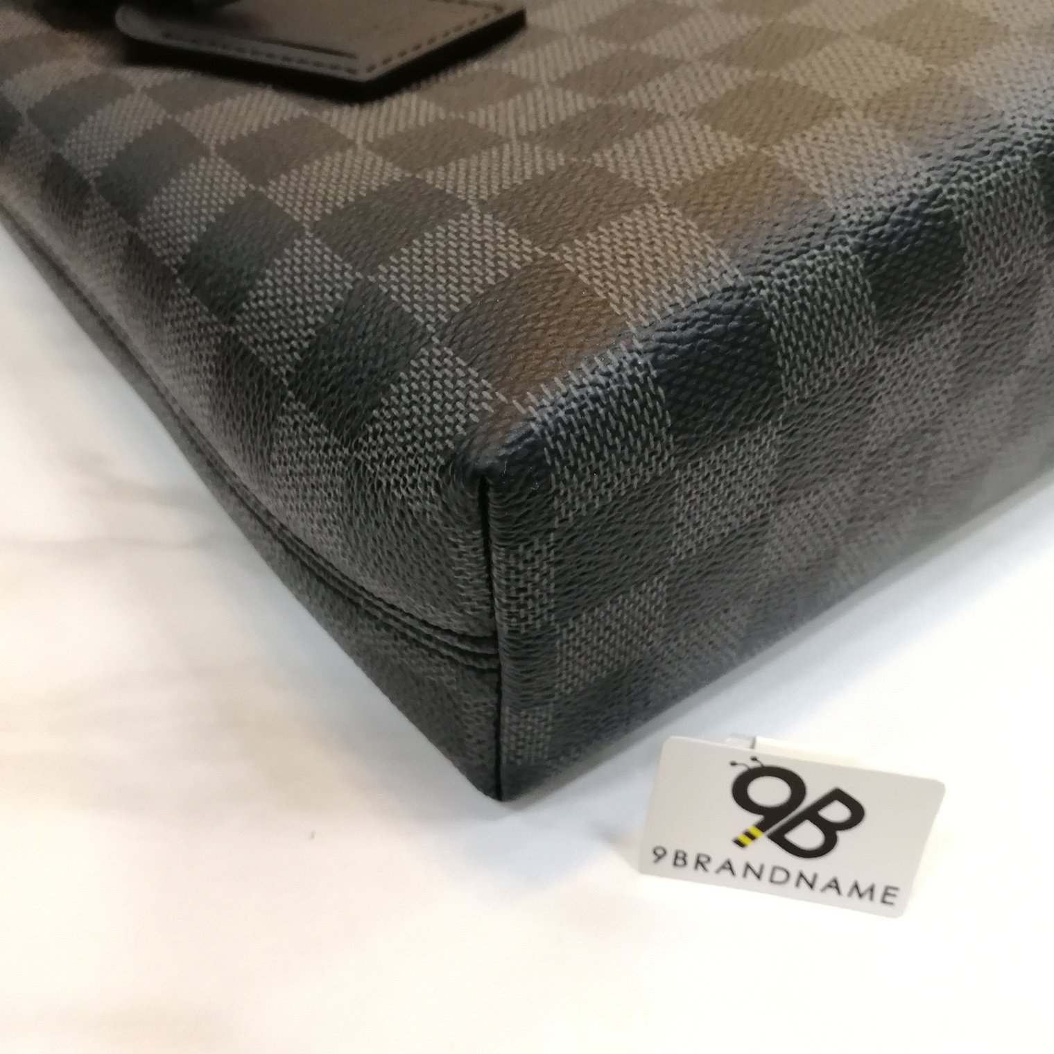 In Stock​ ​- Louis Vuitton Mick​ Graphics Size PM(copy) - 9brandname