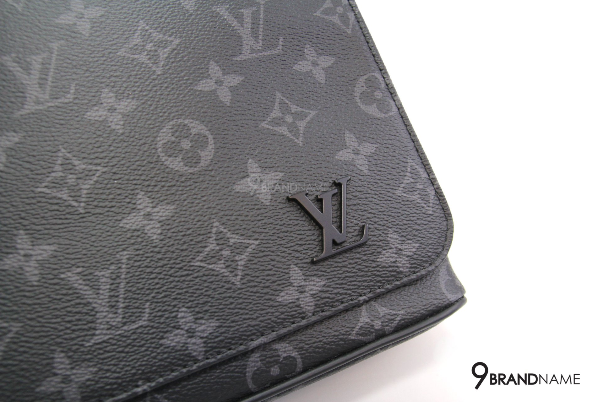 Louis Vuitton Monogram Eclipse Canvas District MM Messenger Bag