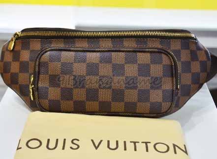 Louis Vuitton Bum Melville Damier Belt Bag กระเป๋าทรงคาดอก คาดเอว