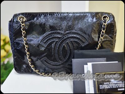 Chanel Shoulder Flap bag black patent Calf skin กระเป๋าสะพายไหล่ ทรงนิ่ม หนังเงา  สภาพดีค่า