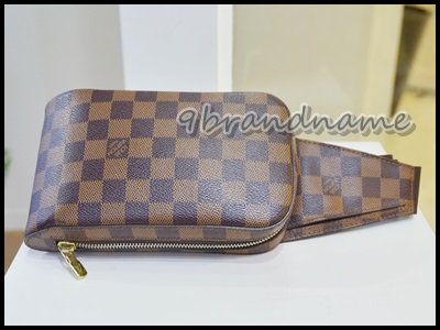Louis Vuitton Monogram Geronimo Body/Belt Bag, Luxury, Bags & Wallets on  Carousell