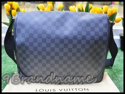Louis Vuitton Damier Graphite Daniel GM - Ankauf & Verkauf Second Hand  Designertaschen und Accessoires