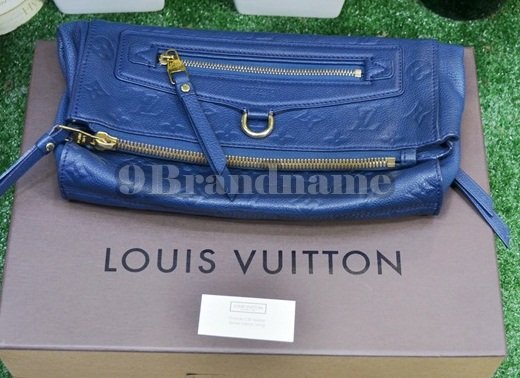 Louis Vuitton Empreinte Petillante Clutch Infini