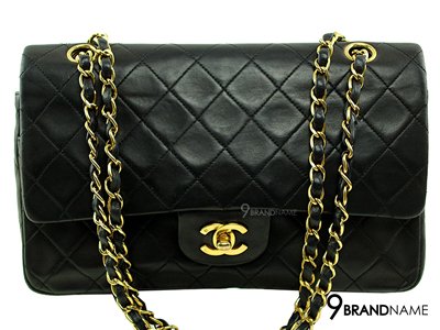 Chanel Classic 10 Lamb Skin GHW - Used Authentic Bag  กระเป๋าชาแนลคลาสสิก สีดำหนังแกะ อะไหล่ทอง ของแท้มือสองสภาพดีค่ะ