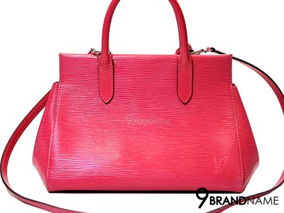 Louis Vuitton Marly MM Bag Pink Color - Used Authentic Bag กระเป๋า หลุยส์ วิตตอง ลายไม้ รุ่น แมรี่ สีชมพู รุ่นใหม่ ทรงสวย ฝาปิดเปิดด้วยแม่เหล็ก ใช้งานสะดวก มีทั้งหูสั้นสำหรับถือ และสายยาวค่ะ ใหม่มากไม่มีตำหนิค่ะ ของแท้มือสอง สภาพดีค่ะ