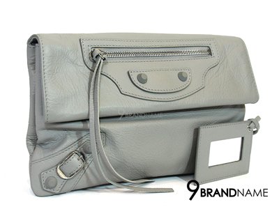 New Balenciaga Clutch Gray Calf SHW  - Used Authentic Bag กระเป๋าครัช บาเรนเซียก้า สีเทา หมุดเทาเล็ก หนังแท้ งานไหนๆถือใบนี้ไปสวยเด่นแน่ค่า สวย หรู สุดๆ