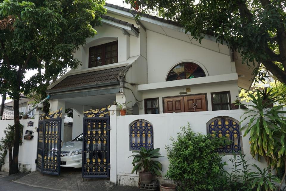 House for rent Sukhumvit 49  TONGLOR