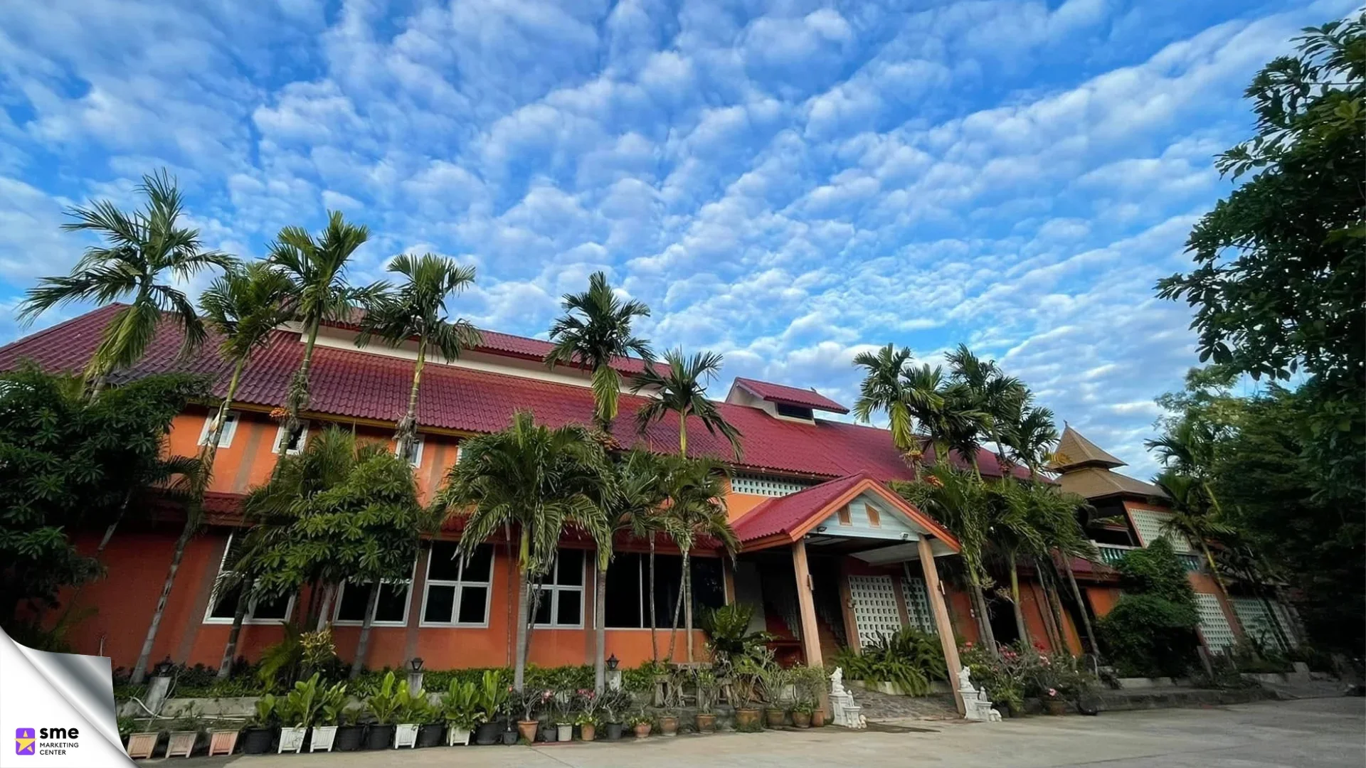 รีสอร์ทวารินชำราบ Farmland Resort & Spa