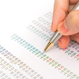 บริการด้านประกันสังคมและกองทุนเงินทดแทน บริการด้านประกันสังคมและกองทุนเงินทดแทน