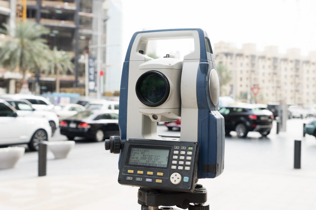 สาเหตุของการเกิดความคลาดเคลื่อนของกล้อง Total station 