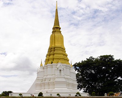 ข้อสงสัย เจดีย์ศรีสุริโยทัย สร้างสมัย ร.6? ข้อสงสัย เจดีย์ศรีสุริโยทัย สร้างสมัย ร.6?