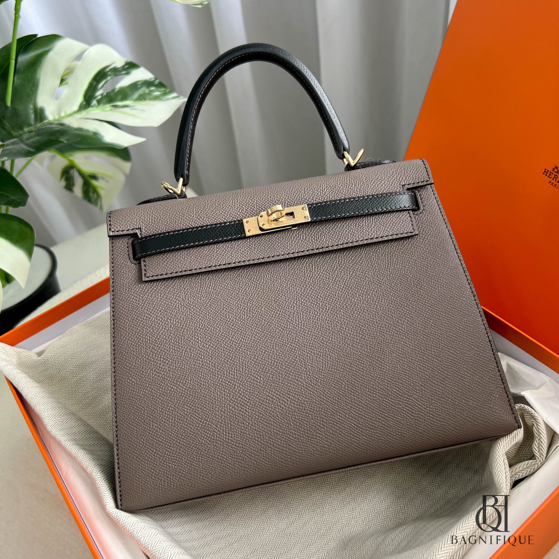 HERMES KELLY 25 ETAIN BLACK EPSOM GHW STAMP D - bagnifiquethailand