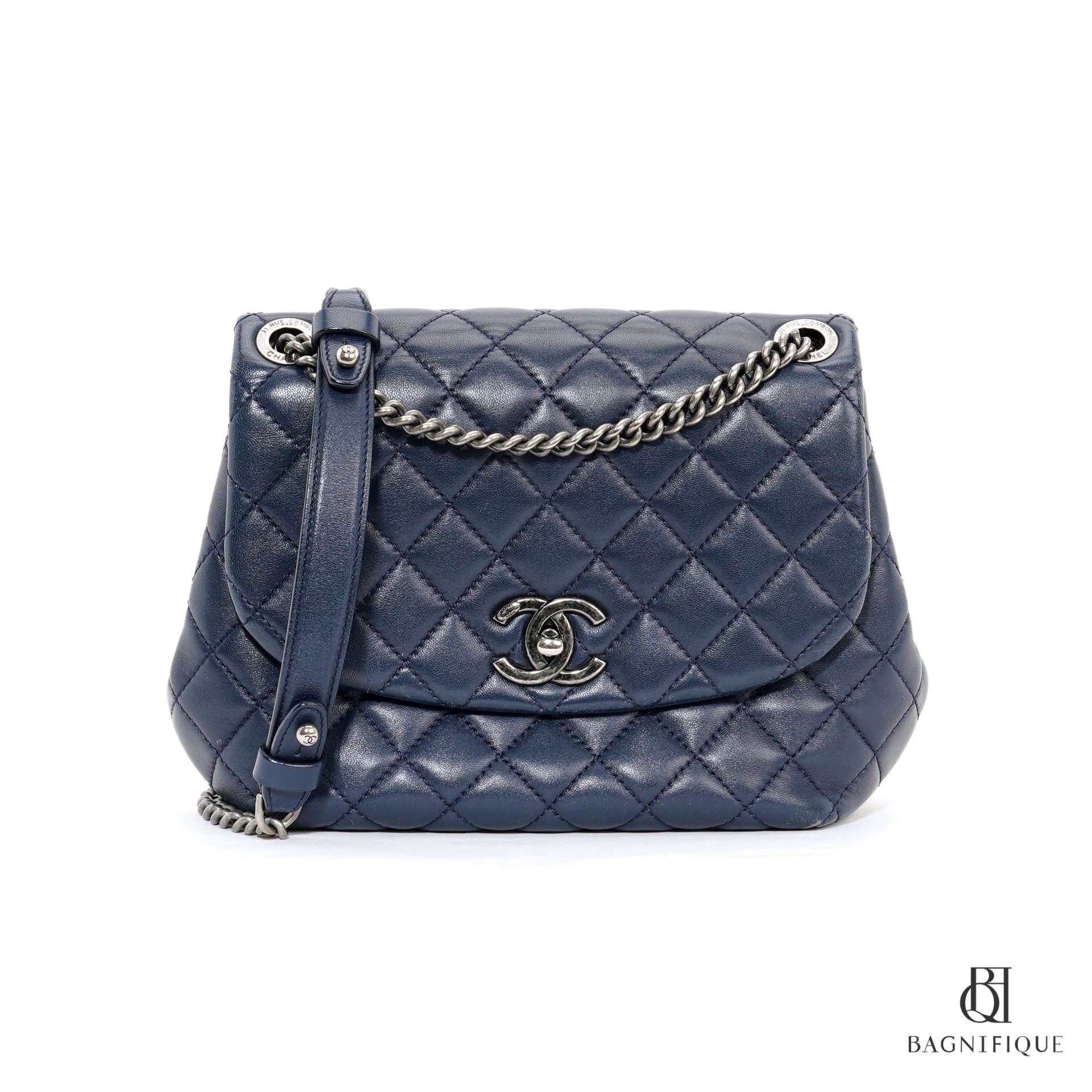 CHANEL FALP SQUARE 7.5_ BLUE NAVY LAMB RHW