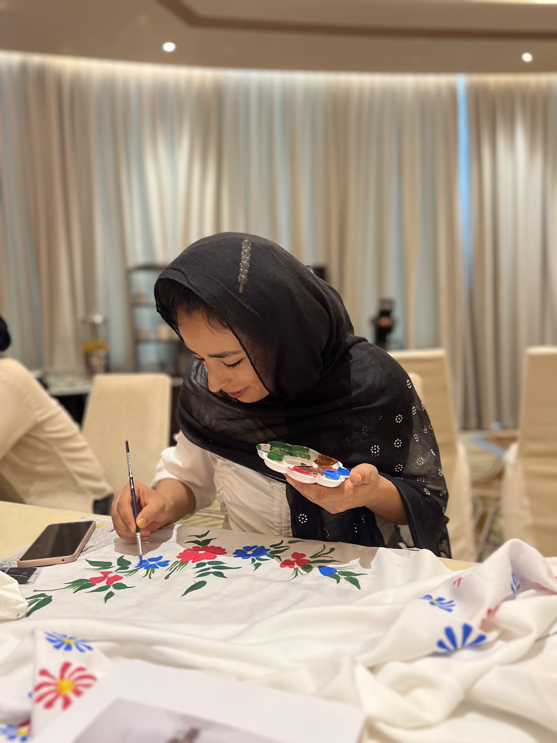 Makaila Haifa Lewat Mishka Project Berikan Pengembangan Keterampilan Bagi Perempuan Pengungsi