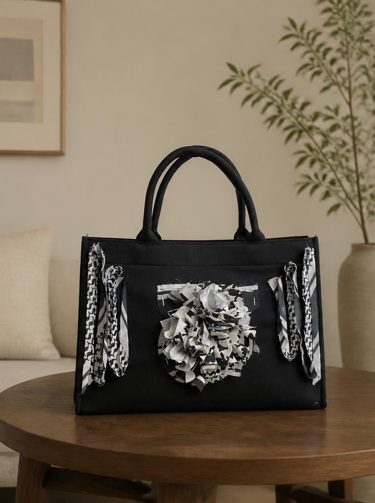 Keffiyeh Bloom Tote Bag